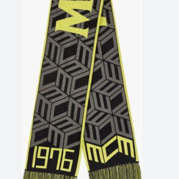 MCM Après-Ski Logo Merino Wool Scarf - NWT - Picture 2 of 8
